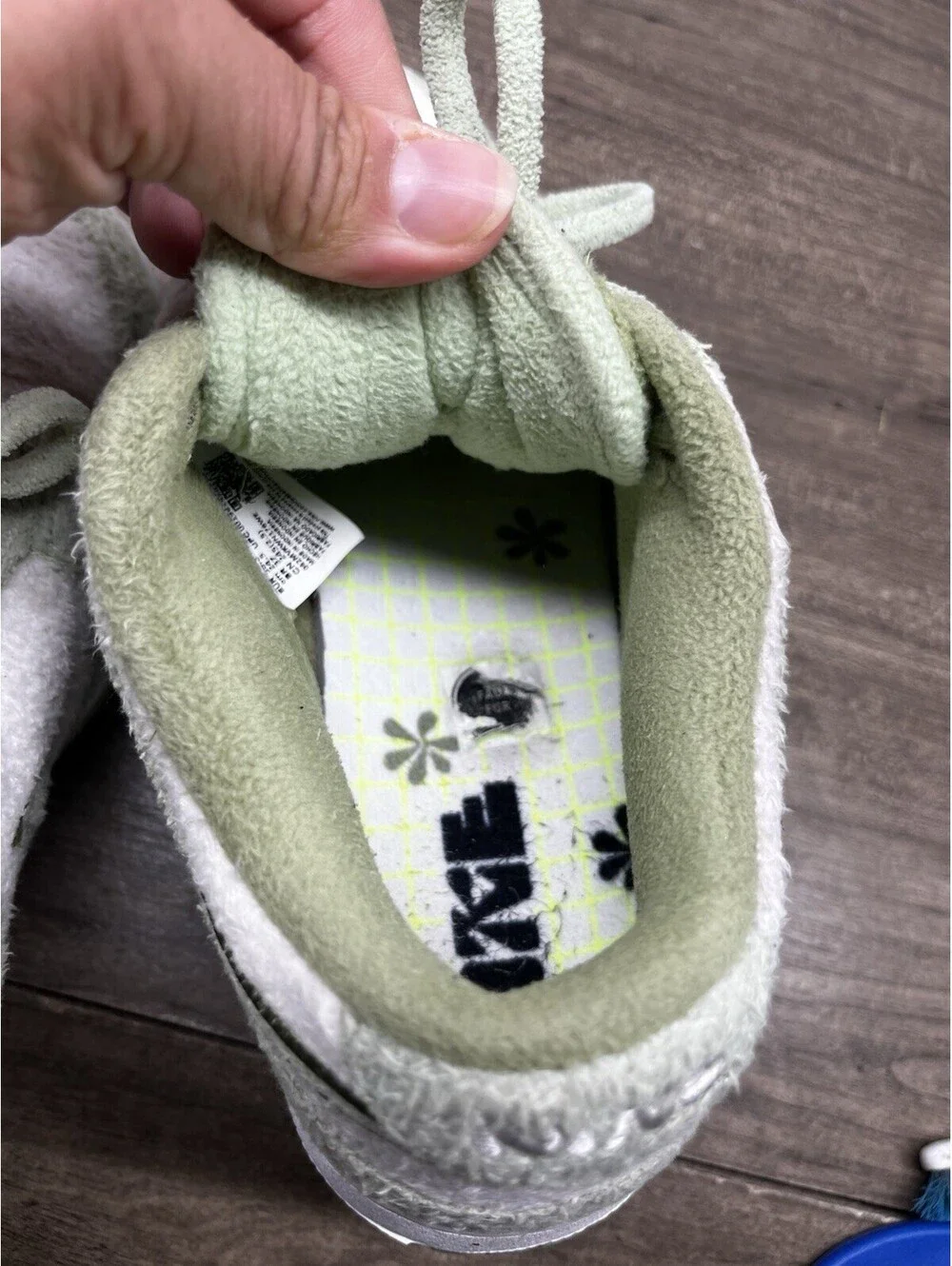 Nike Dunk Low SE Fleece Honeydew Women’s Size 7.5 Shoes Sneakers DQ7579-300